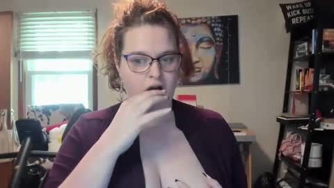 isabellamariedarcy online show from September 10, 2025, 8:20 pm