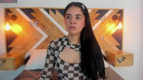 Snapshot of isabellamarinny chatting on October 6, 2025, 11:40 am Isabella online show from October 6, 2025, 11:40 am