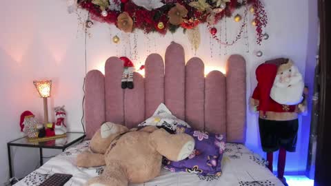  Martina  IG martissmith01 online show from December 15, 2024, 1:57 am