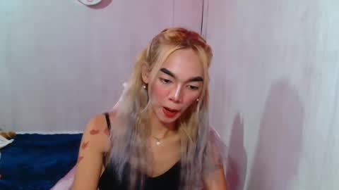 isabellatx online show from May 11, 2026, 5:43 pm