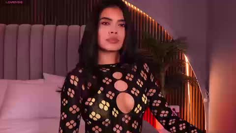 Isa  online show from March 13, 2026, 4:52 am