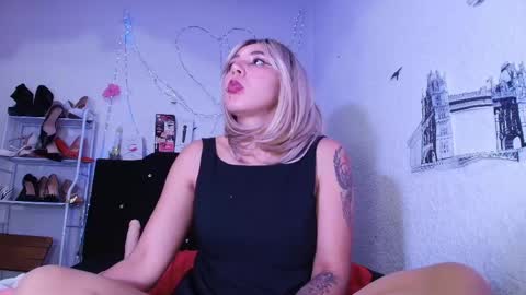 isabelle_sara online show from June 8, 2026, 1:28 am