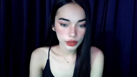 Isabelle online show from November 30, 2025, 7:23 am