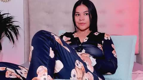 Isabelle Diaz online show from November 22, 2025, 6:07 pm