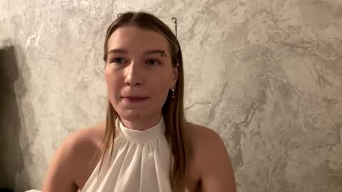 Im Olivia  online show from October 9, 2025, 2:37 pm