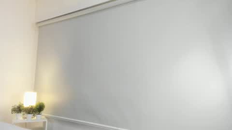 isameow online show from January 4, 2025, 10:13 pm