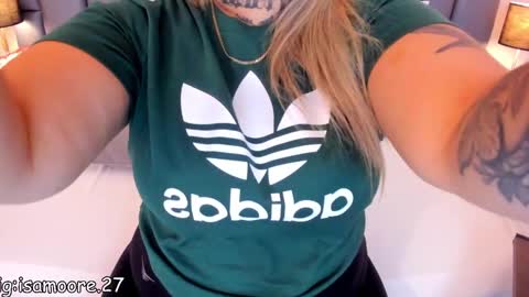 Isabella online show from February 1, 2025, 3:08 am