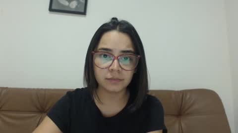 Emma online show from September 18, 2025, 3:19 am