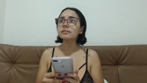 Emma online show from September 29, 2025, 1:55 am