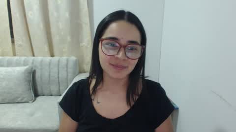 Snapshot of isemma chatting on February 20, 2026, 3:58 am Emma online show from February 20, 2026, 3:58 am