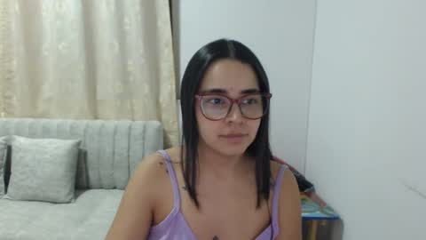 Snapshot of isemma chatting on March 11, 2026, 3:34 am Emma online show from March 11, 2026, 3:34 am