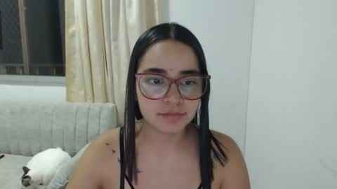 Emma online show from May 19, 2026, 1:56 am