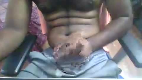 Horny boy online show from March 16, 2026, 9:02 am