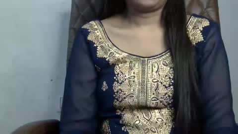 ishika_ishu online show from October 18, 2025, 6:52 pm