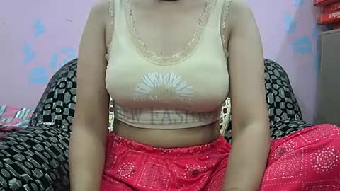ishika_singh_ online show from June 16, 2026, 1:52 am