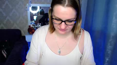 isingle_mom online show from February 18, 2025, 1:54 am