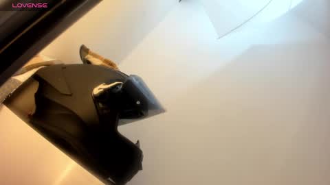 Snapshot of isis_ariany_ chatting on March 1, 2025, 12:23 pm Isis ariany online show from March 1, 2025, 12:23 pm