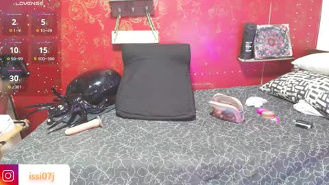 Isis Blade online show from October 19, 2025, 7:47 pm