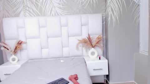 ISIS  online show from February 24, 2025, 4:47 pm