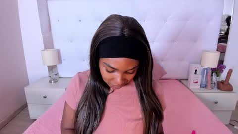 Vanessa online show from November 13, 2025, 11:20 am