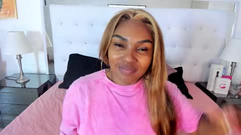 Vanessa online show from March 8, 2026, 11:14 am