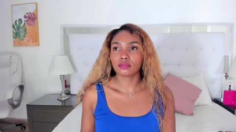 Vanessa online show from June 6, 2026, 11:37 am