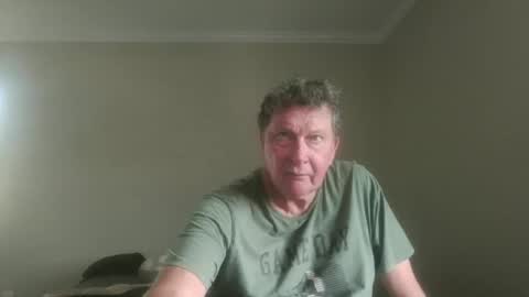 Snapshot of island625103 chatting on September 28, 2025, 4:45 pm island625103 online show from September 28, 2025, 4:45 pm