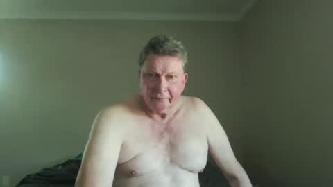 Snapshot of island625103 chatting on October 23, 2025, 8:18 pm island625103 online show from October 23, 2025, 8:18 pm