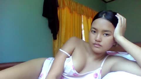 Snapshot of island_girl888 chatting on May 21, 2026, 2:18 am siri online show from May 21, 2026, 2:18 am