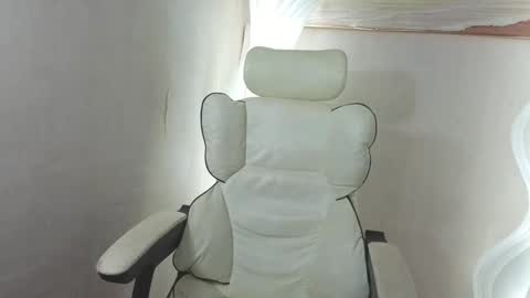 Nathaniel online show from March 23, 2026, 1:20 am