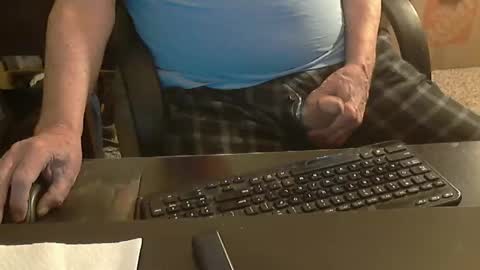 Snapshot of islandduke chatting on November 15, 2025, 3:52 pm Duke online show from November 15, 2025, 3:52 pm