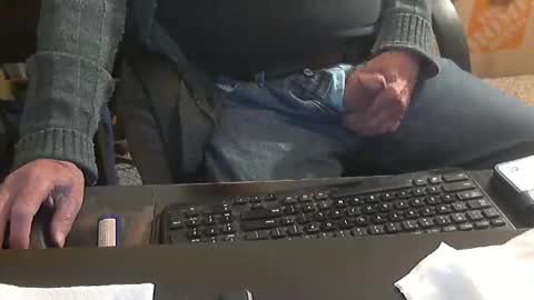 Snapshot of islandduke chatting on November 17, 2025, 6:57 pm Duke online show from November 17, 2025, 6:57 pm