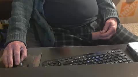 Snapshot of islandduke chatting on December 14, 2025, 3:28 pm Duke online show from December 14, 2025, 3:28 pm