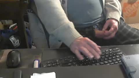 Snapshot of islandduke chatting on December 19, 2025, 5:53 pm Duke online show from December 19, 2025, 5:53 pm