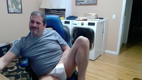 Snapshot of islandguy70 chatting on December 27, 2024, 2:25 am Jim online show from December 27, 2024, 2:25 am