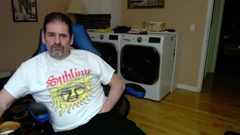 Snapshot of islandguy70 chatting on December 27, 2024, 10:55 am Jim online show from December 27, 2024, 10:55 am