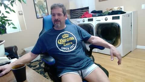 Snapshot of islandguy70 chatting on January 10, 2025, 10:17 am Jim online show from January 10, 2025, 10:17 am