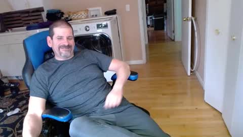 Snapshot of islandguy70 chatting on February 13, 2025, 5:44 pm Jim online show from February 13, 2025, 5:44 pm