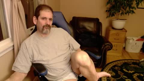 Snapshot of islandguy70 chatting on February 28, 2025, 12:43 am Jim online show from February 28, 2025, 12:43 am