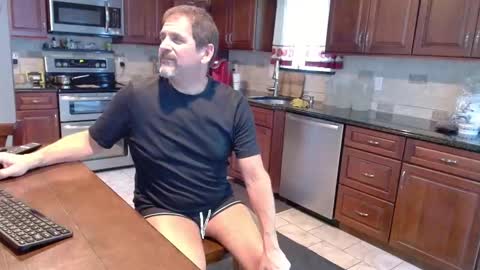 Snapshot of islandguy70 chatting on September 8, 2025, 9:58 pm Jim online show from September 8, 2025, 9:58 pm