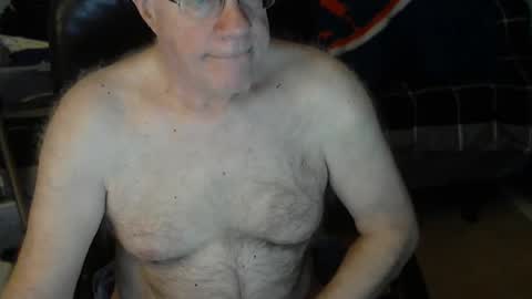 islesman22 online show from February 16, 2025, 11:16 am