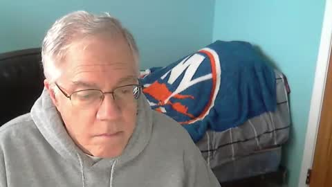 islesman22 online show from December 21, 2025, 7:21 pm
