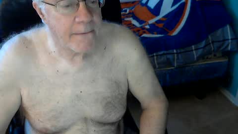 islesman22 online show from June 21, 2026, 11:13 am