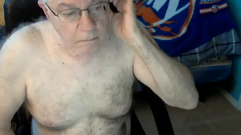 islesman22 online show from July 12, 2026, 11:34 am
