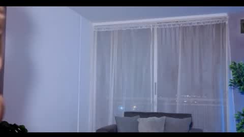 Snapshot of isnotforeveryone chatting on October 18, 2025, 4:04 am Julyane online show from October 18, 2025, 4:04 am