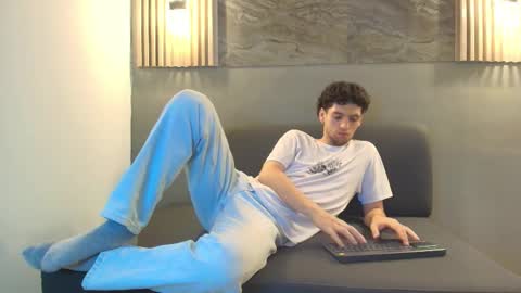 Snapshot of israel_gray chatting on October 15, 2025, 7:25 pm Israel online show from October 15, 2025, 7:25 pm