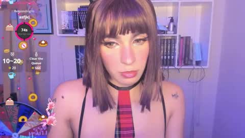 Snapshot of issa_latin chatting on October 2, 2025, 5:03 am INSTAGRAM issabella18 TWITTER issa latin online show from October 2, 2025, 5:03 am