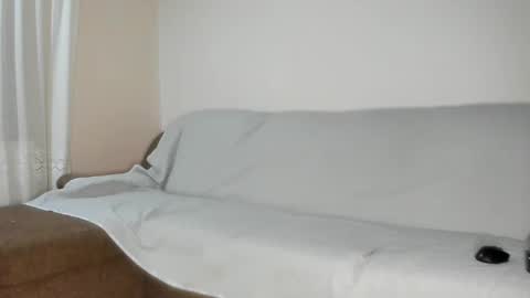 Snapshot of issabelle_69 chatting on October 3, 2025, 5:59 am Issabelle online show from October 3, 2025, 5:59 am