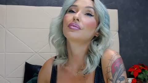 Snapshot of issasmyth chatting on July 12, 2026, 7:21 am IssaSmyth online show from July 12, 2026, 7:21 am