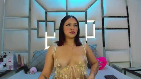 Snapshot of issysleblanc chatting on March 18, 2026, 3:53 am Issys online show from March 18, 2026, 3:53 am